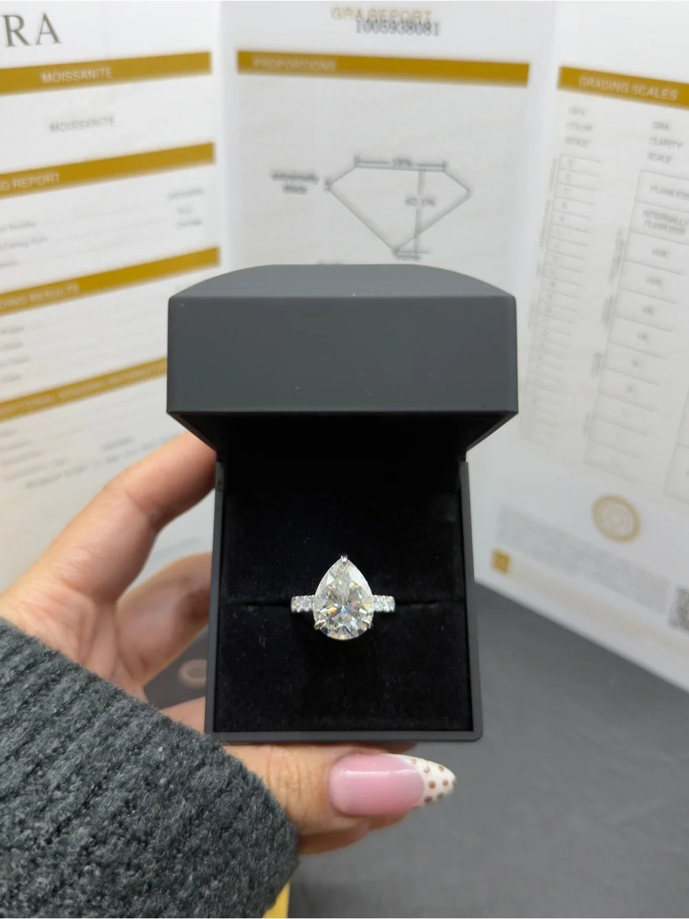 10ct pear cut big Moissanite engagement ring vvs1 sz 7